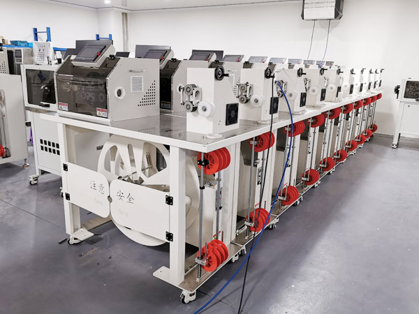 設備生產(chǎn)車間(jiān) 設備生產車(chē)間